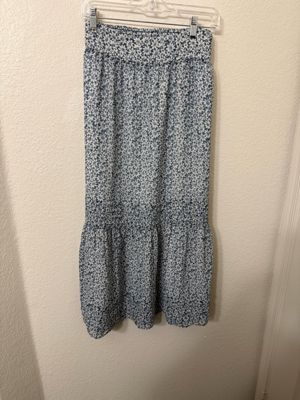 Madewell Blue and White Floral Tiered Maxi Skirt